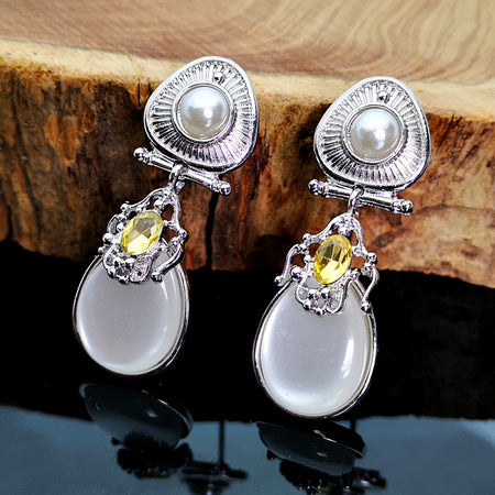 Fashion Exaggerated Moonstone Pearl Earrings