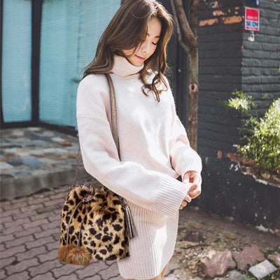 Leopard bucket bag