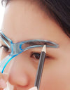 1pc Eyeliner Special Stencil Makeup Camb For Eyebrow Card