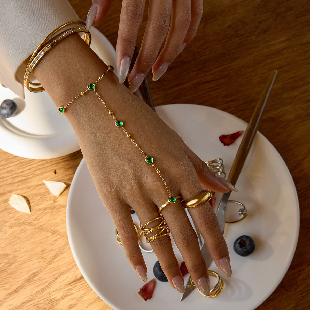 Stainless Steel Mitten-type Bracelet Female Special-interest Design