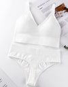 Women's Thin French Style No Steel Ring Panties And Bra Set